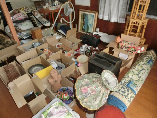 引っ越し不用品・遺品整理の高価買取実施中！