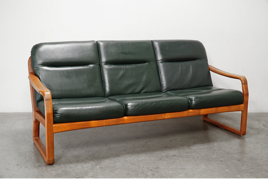 dyuronsofa01